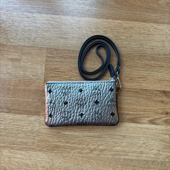 MCM Silver Key Pouch - Picture 2 of 5